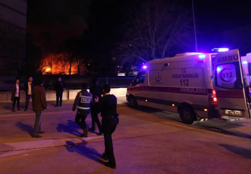 Turchia, altro attentato: 7 morti "Ad Ankara un kamikaze curdo"