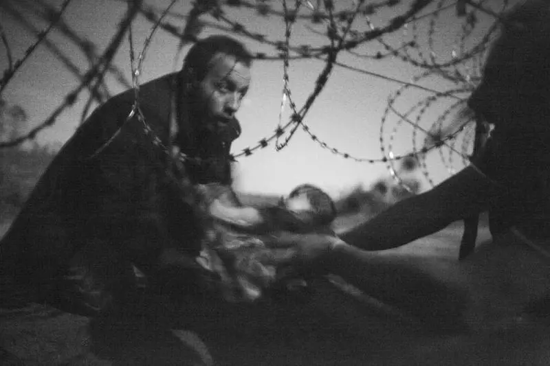 Warren Richardson, "Speranza di una nuova vita" - (CLICCA SULLA FOTO PER INGRANDIRE)