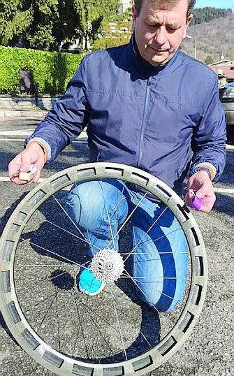 Il nuovo doping invisibile: la bici col motorino "vola"