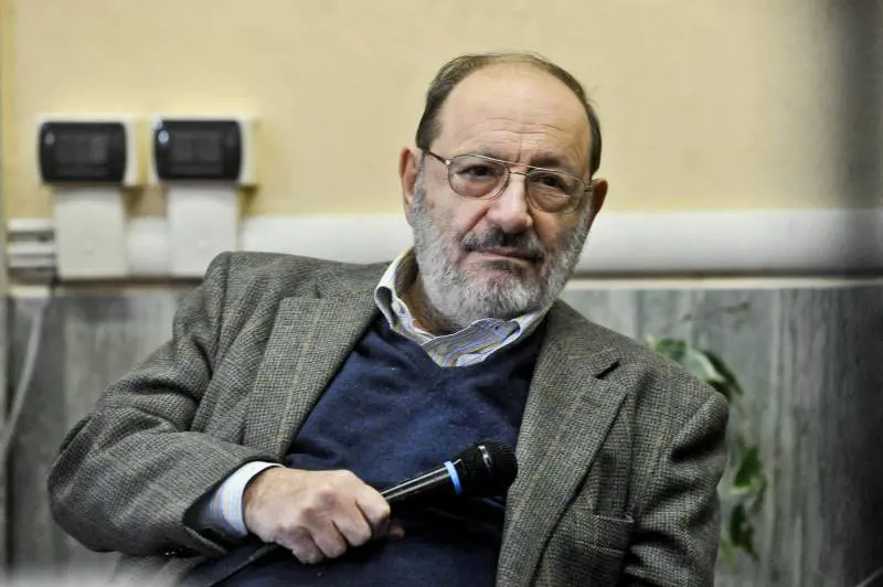 "Da Eco a Scalfari, sopravvalutati e maestri (pochi) dell'Italia di oggi"