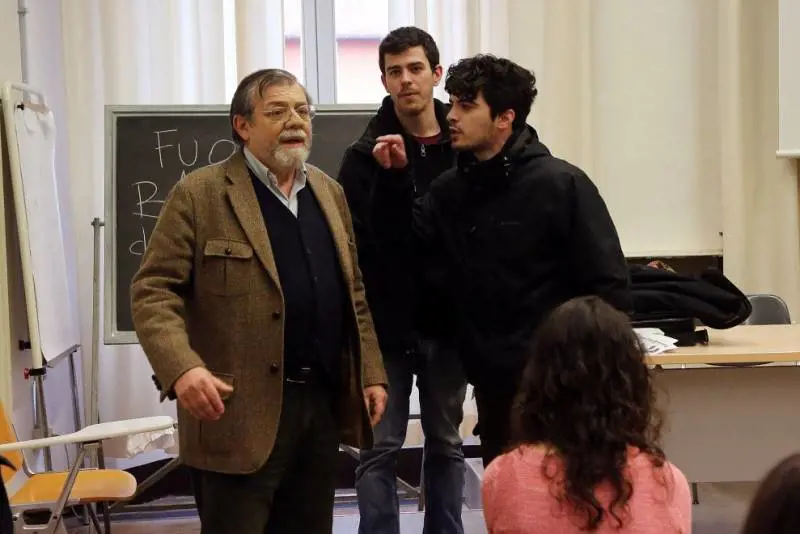 Bologna, Panebianco contestato. Altra lezione interrotta