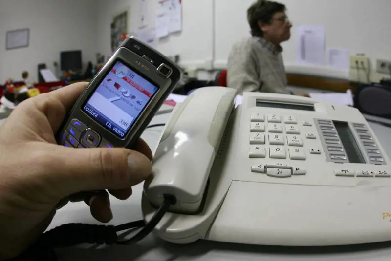 Occhio a telefono e mail. Ecco le nuove truffe