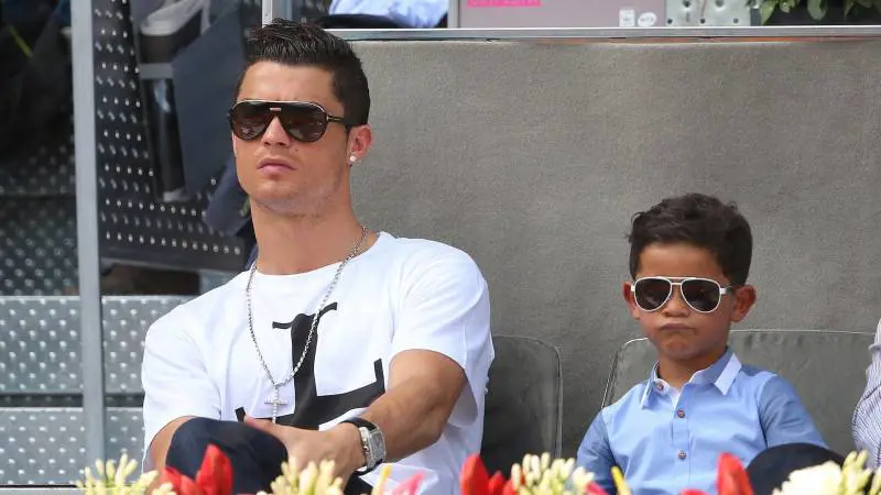Cristiano Ronaldo papà con madre surrogata: "A mio figlio la mamma non serve"