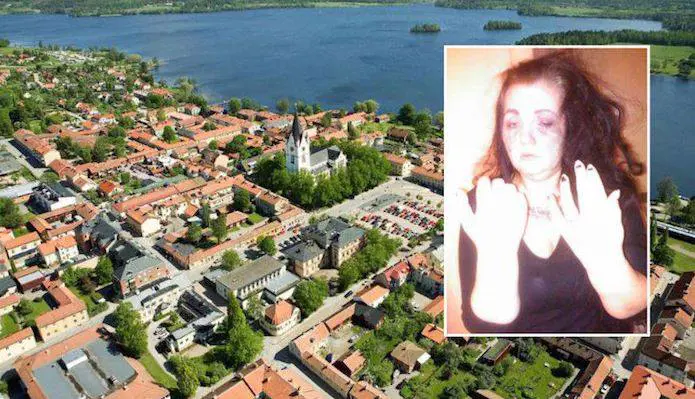 Vittima del Taharrush: "Mi hanno violentata e hanno tagliato il seno"