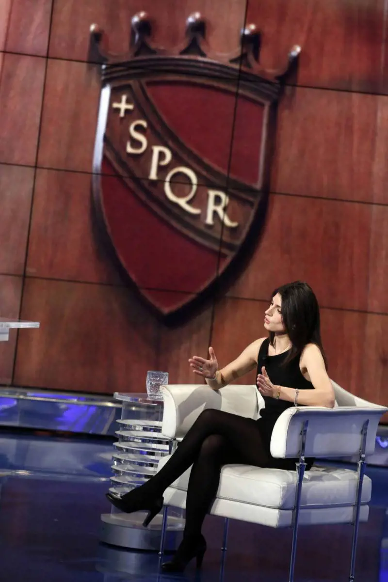 Virginia Raggi va all'attacco: "Ora il Vaticano paghi l'Imu"
