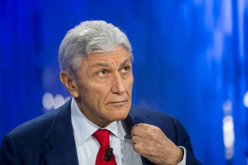 Bassolino tira in ballo Renzi: "Il Pd rischia burrone morale"