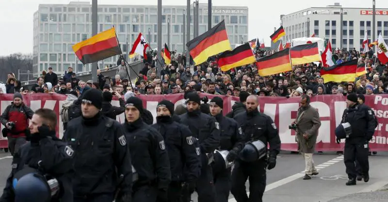 Più immigrati arrivano nell'Ue, più cresce la destra populista