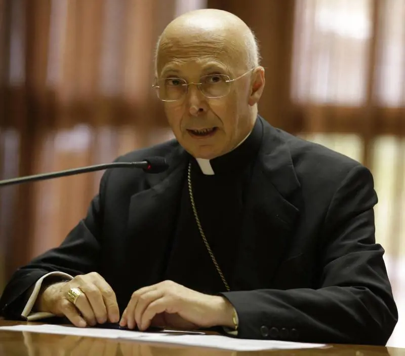 L'ammonimento di Bagnasco: "Non enfatizzare il fascismo"