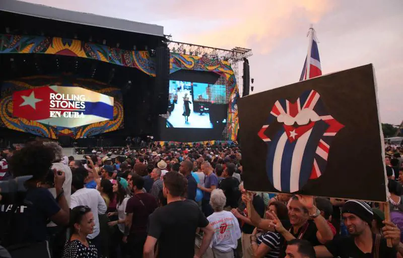 La «lingua» dei Rolling Stones incanta Cuba