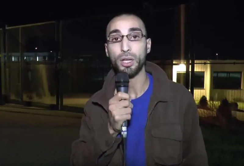 Giornalista e bombarolo: è lui "l'uomo col cappello"