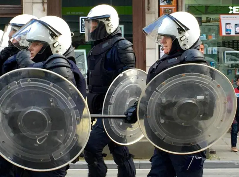 Comandante di polizia ubriaco al vertice dopo gli attentati