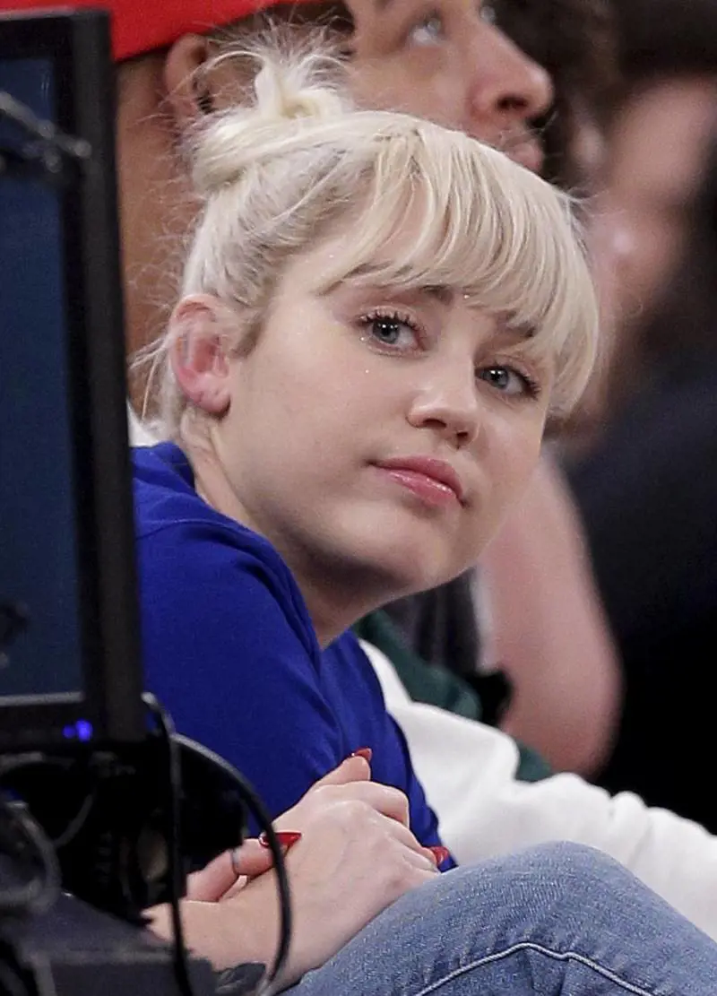 Miley Cyrus, torna il sereno con Liam Hemsworth e spunta il secondo anello