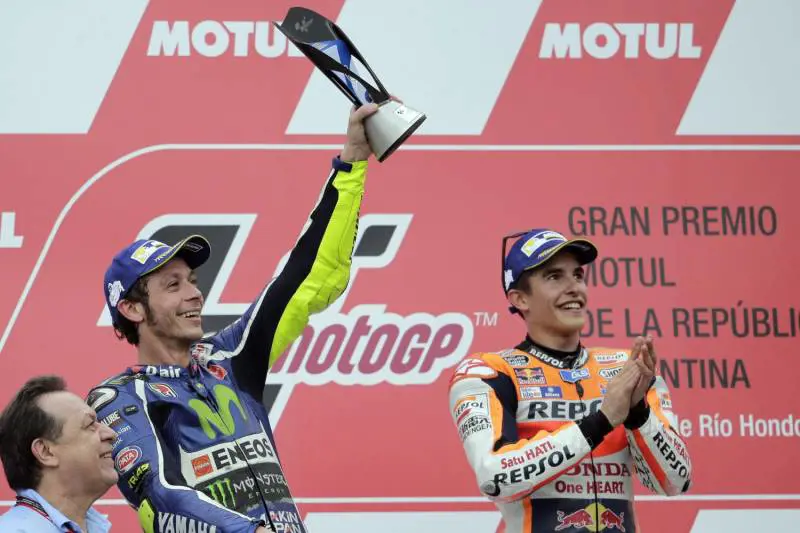 MotoGp, vince Lorenzo. Rossi è secondo