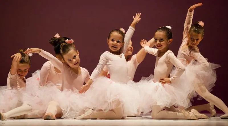 Canada, bimba rifiutata da tutte le scuole di danza perché down