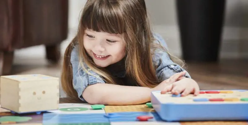 Nasce il Cubetto robot che insegna coding anche ai più piccoli