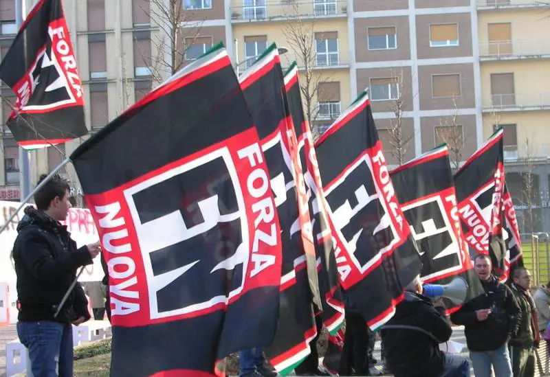 Il Pd vuole togliere i fondi Ue a gruppo vicino a Forza Nuova