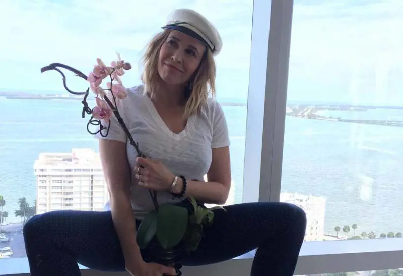 Chelsea Handler: "Ecco perché mi mostro nuda su Instagram"