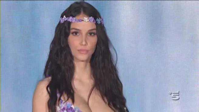 Il messaggio di cattivo gusto del fidanzato di Madre Natura