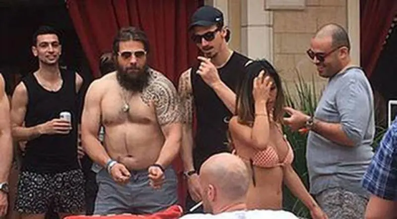 Castrogiovanni fa festa con Ibra: licenziamento in vista?