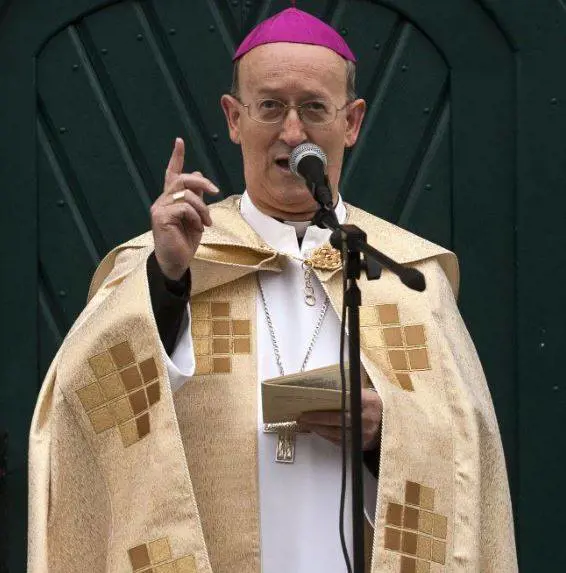 L'arcivescovo ungherese: "L'immigrazione porta all'islamizzazione dell'Europa"