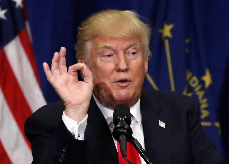 Sondaggio: per la prima volta Trump supera Hillary Clinton