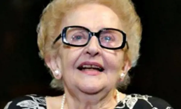 È morta Alina Moradei, doppiatrice di Angela Lansbury in "La signora in giallo"