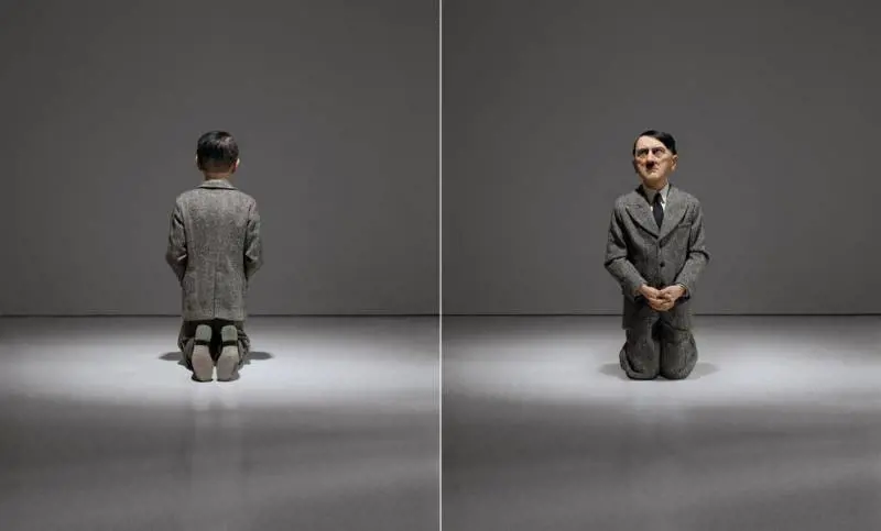 La statua di Hitler in ginocchio venduta per 17 milioni di euro
