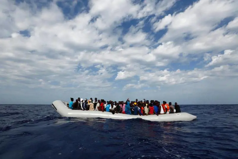 L'Ue che ci impone gli hotspot sdogana il muro anti-migranti