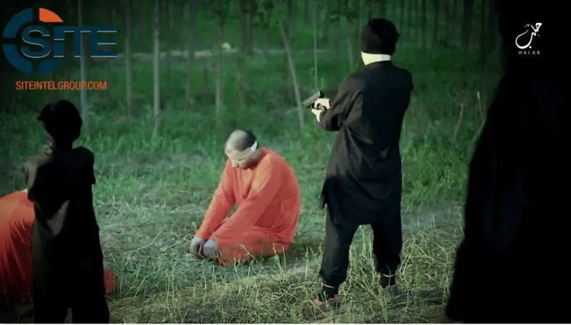 Bambino dell'Isis in video minaccia l'Europa: "Oggi in Siria, domani a Parigi"