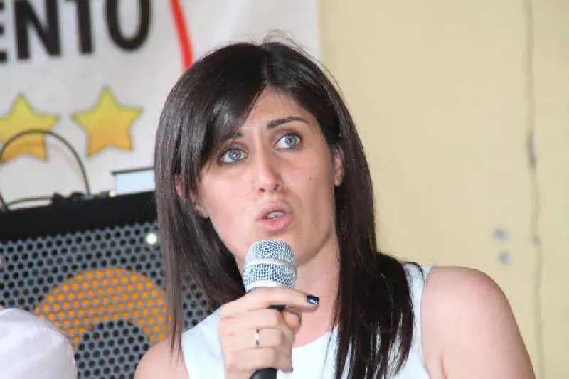 La Appendino nel mirino degli insulti del portavoce di Luca Lotti