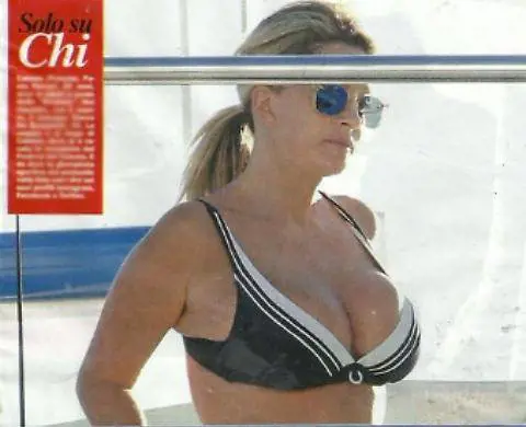 Ferrari sexy a Cannes