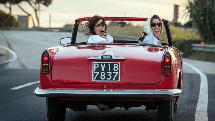 Il film del weekend: "La pazza gioia"