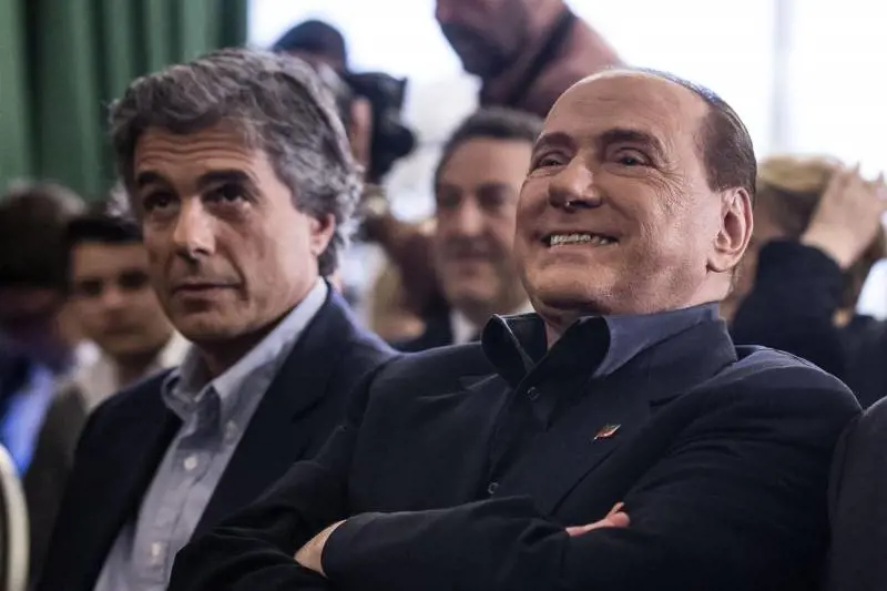 Berlusconi chiama Salvini: "Rifletta, vince solo con noi"