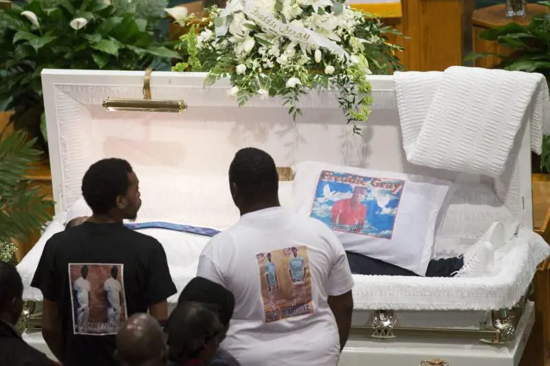 Assolto poliziotto coinvolto nella morte di Freddie Gray a Baltimora