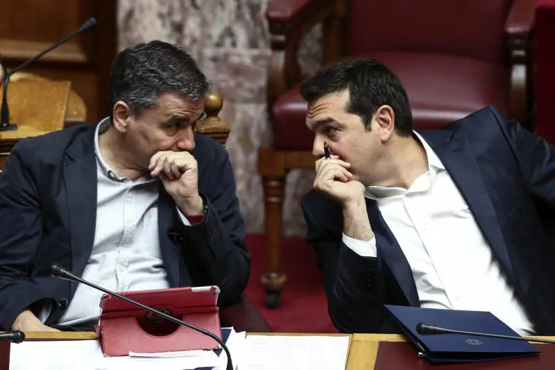 Ue, sì al taglio del debito greco. Ma Fmi frena: "Serve un impegno chiaro"