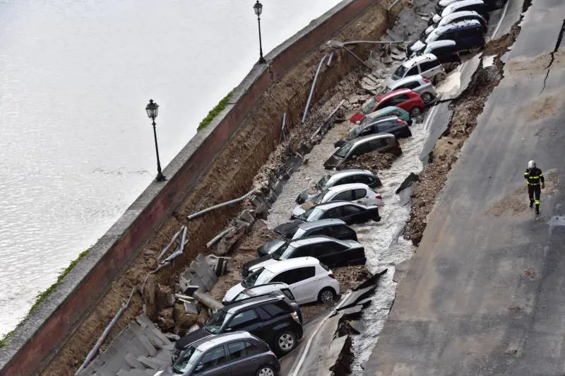L'ombra del Giglio magico. Così facevano affari con l'azienda del disastro