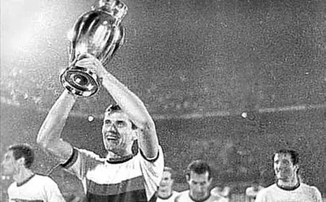 San Siro fa poker tra pozze, barriere e rigori