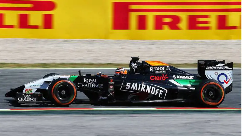 È una Formula da sbornia: boom di sponsor alcolici