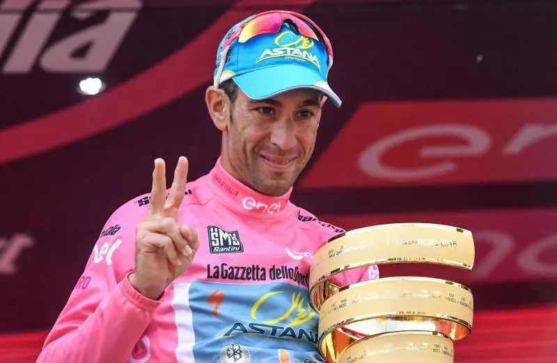 Nibali si gode la rosa. "E adesso cerco l'oro"