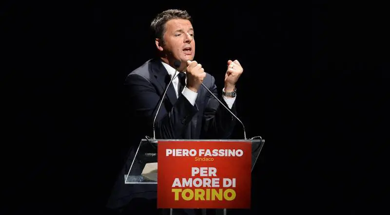 Lo scaricabarile del premier a sua insaputa