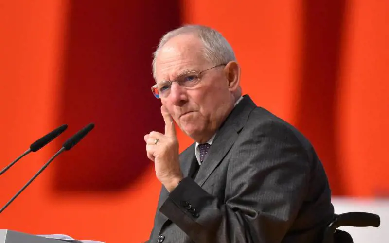Brexit, Schaeuble lancia l'allarme "Non escludo uscita di altri Paesi"