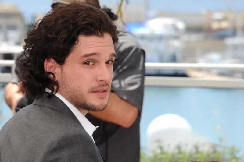 Kit Harington, da Game of Thrones a Call of Duty