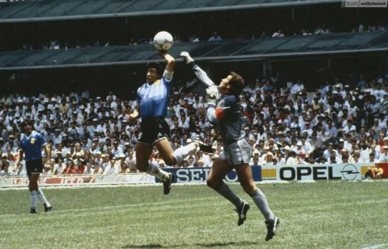 L'arbitro della "mano de Dios" di Maradona: "Vi dico tutto"