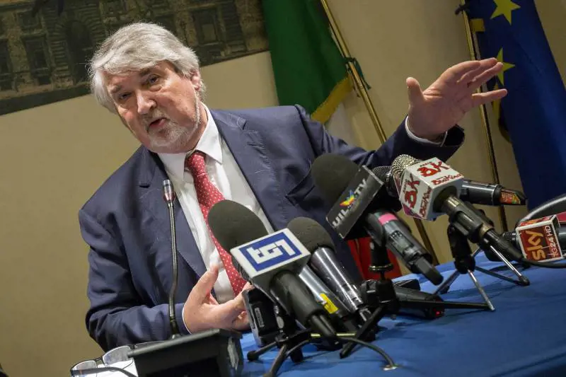 La brutta presenza di Poletti e Gramellini