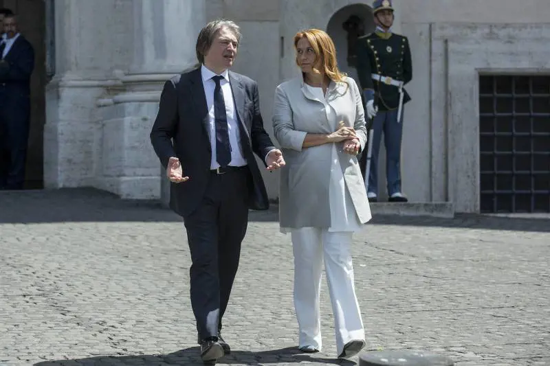 Gaffe, sprechi e aria di rivolta La Rai renziana è già nel caos