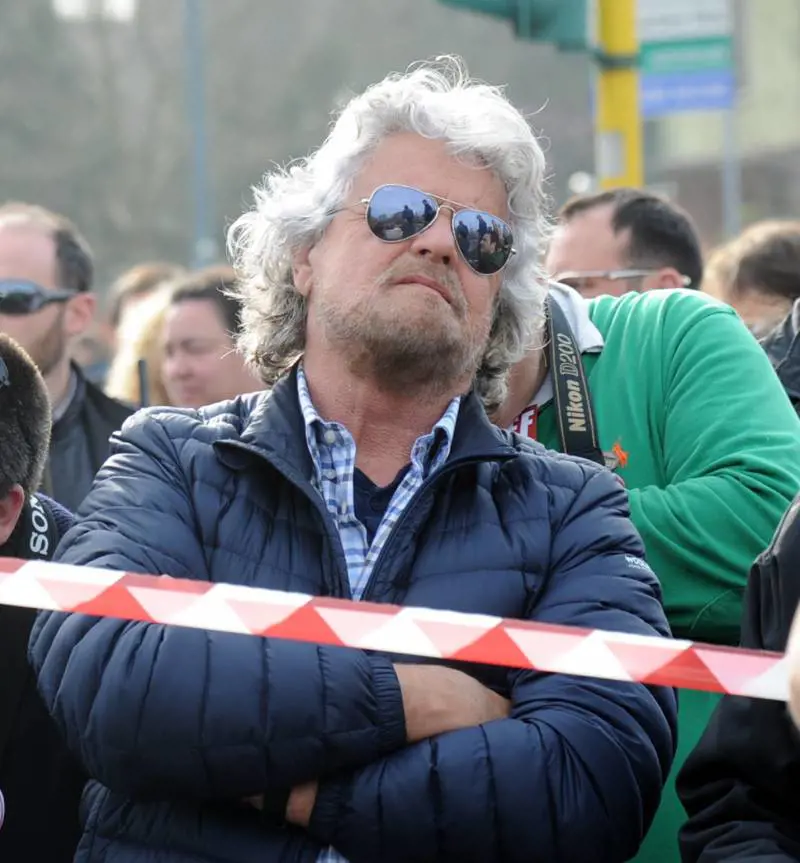 La chiamata prima di morire: feroce lite Grillo-Casaleggio