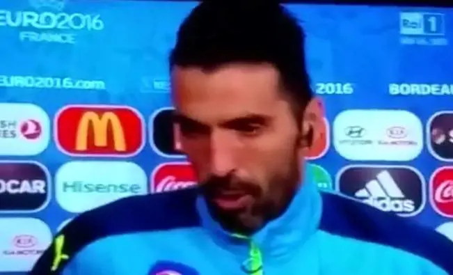 Le lacrime di Buffon dopo l'eliminazione ai rigori