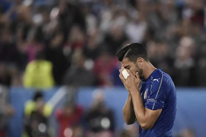 Graziano Pellè dopo aver sbagliato il calcio di rigore