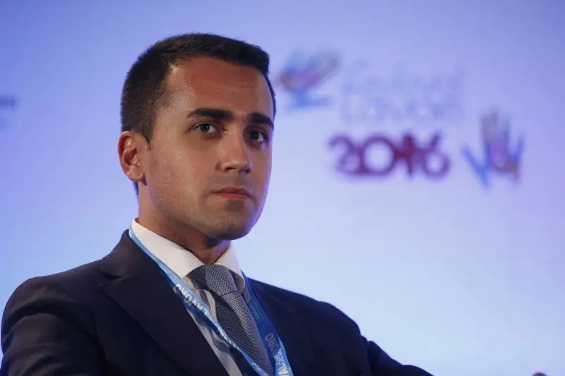 Tutto quello che non torna nell'autodifesa di Di Maio