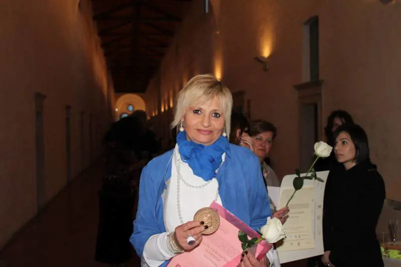 La vedova del macellaio ucciso dai clandestini: «Con noi Stato assente»